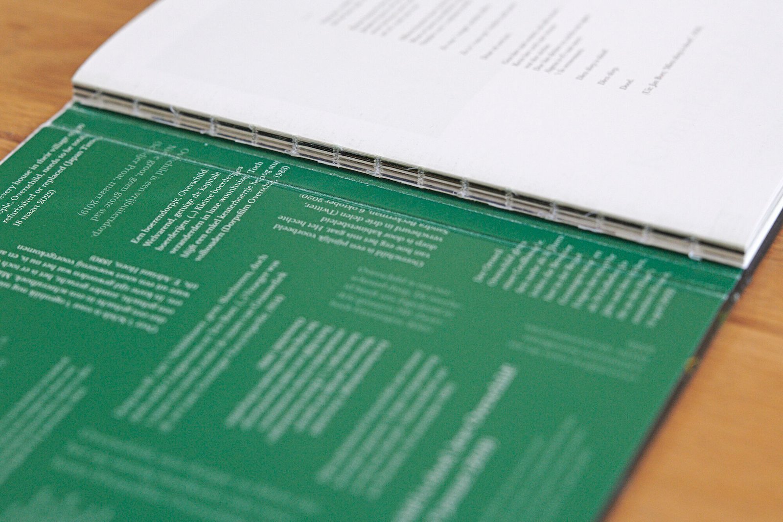 Open pages and exposed binding of the Overschild book publication